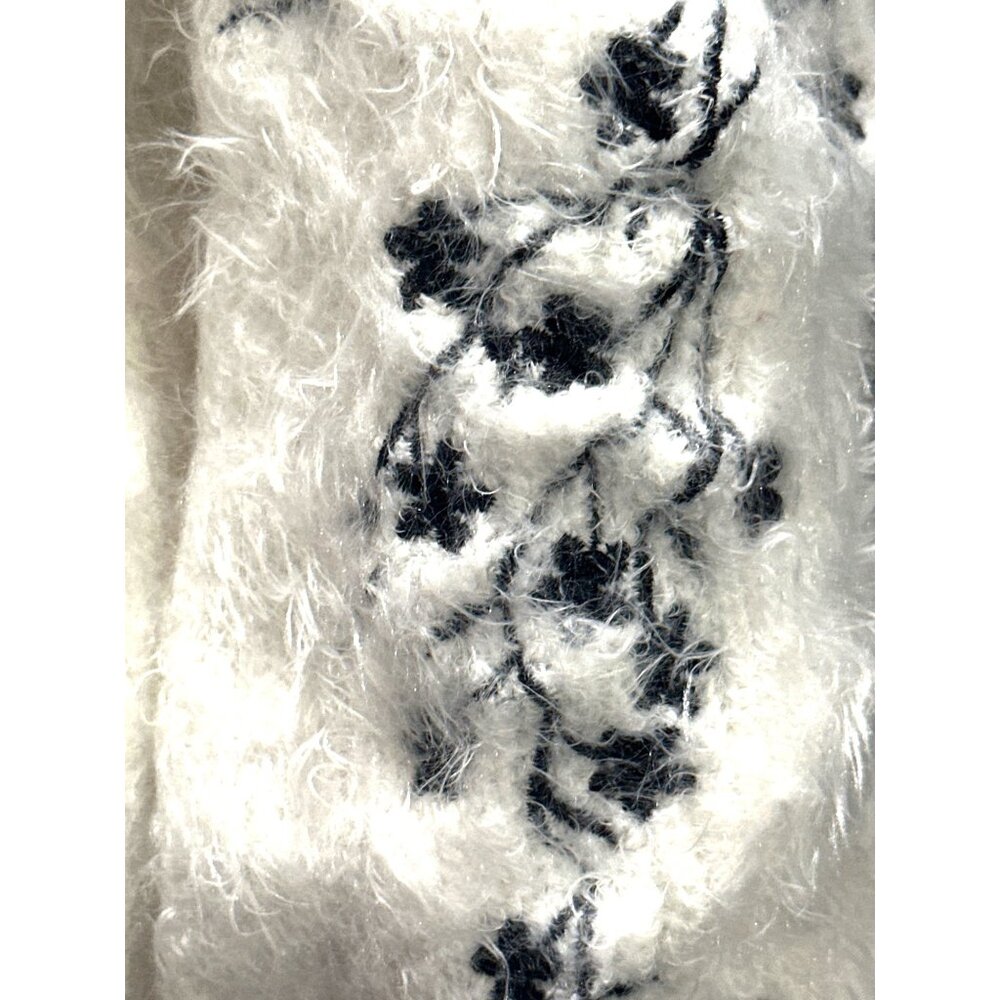 Woven Heart Large Ivory Fuzzy Floral Embroidered Sweater Cottagecore Cozy Chicly - Picture 6 of 11